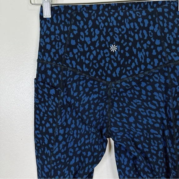 ATHLETA Salutation Stash  Pocket II Leopard Blue 7/8 Tight - Picture 11 of 16